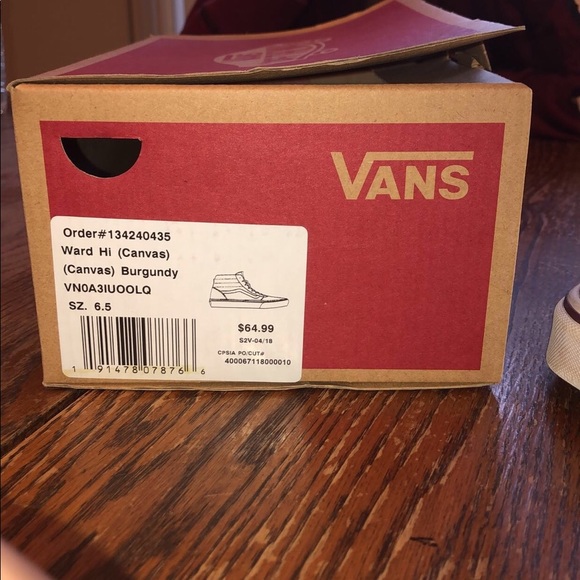 Barely worn maroon Vans, with box, size 6.5 - Picture 4 of 4